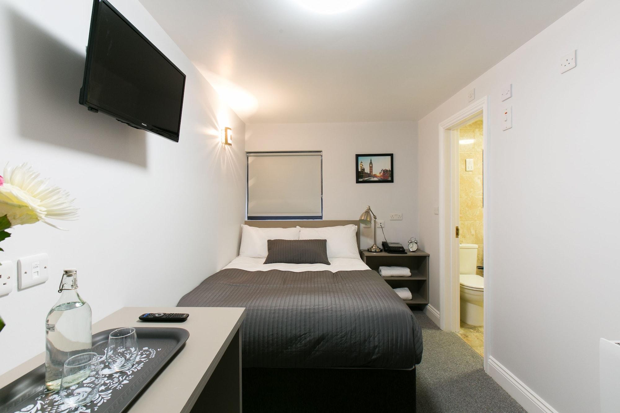 Belvilla Ilford Hill Hotel London ภายนอก รูปภาพ