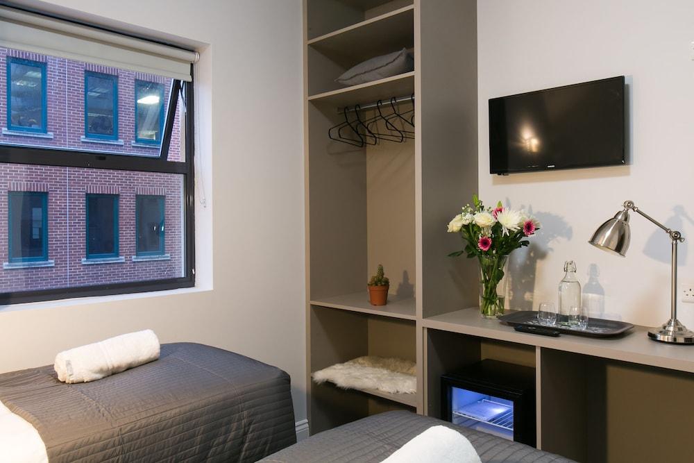 Belvilla Ilford Hill Hotel London ภายนอก รูปภาพ