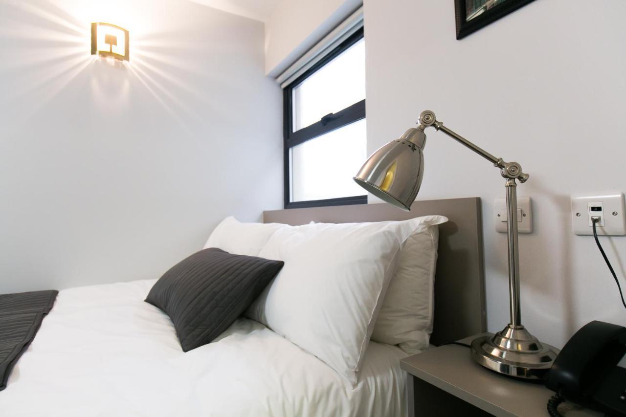 Belvilla Ilford Hill Hotel London ภายนอก รูปภาพ