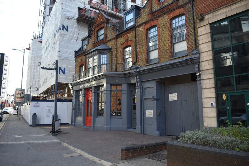 Belvilla Ilford Hill Hotel London ภายนอก รูปภาพ