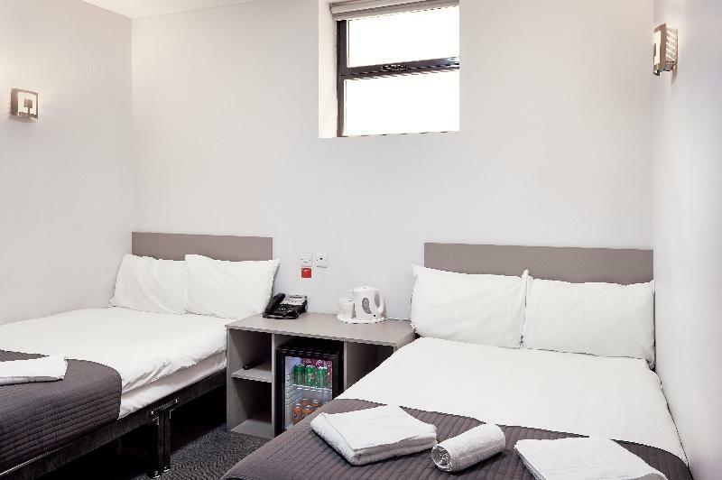 Belvilla Ilford Hill Hotel London ภายนอก รูปภาพ